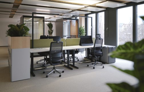 Image of a modern open office.